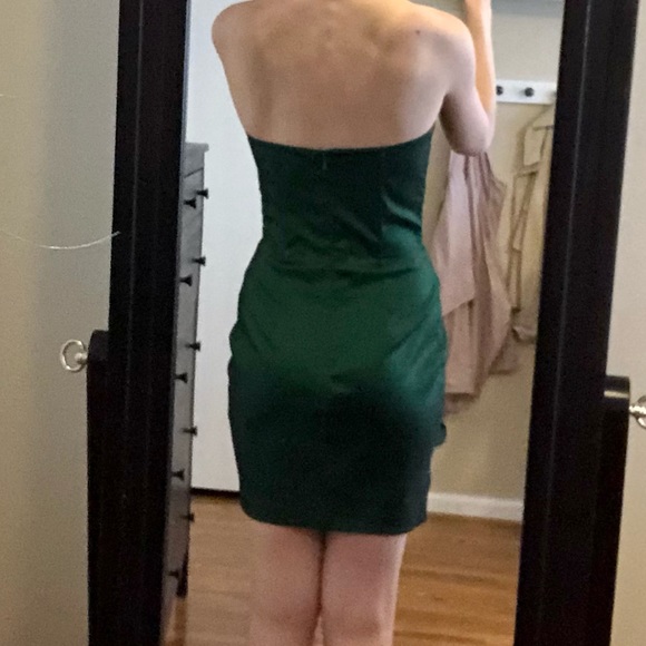 Jessica McClintock Emerald Mini Dress - Picture 3 of 5